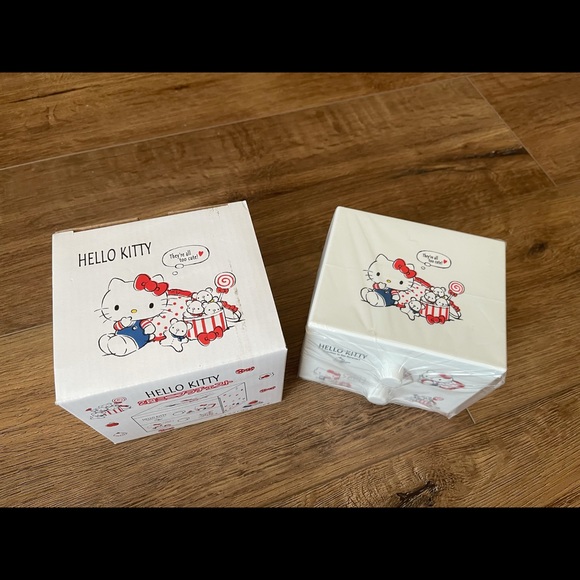 HELLO KITTY-NWT White Small Jewelry Dresser - Picture 5 of 11